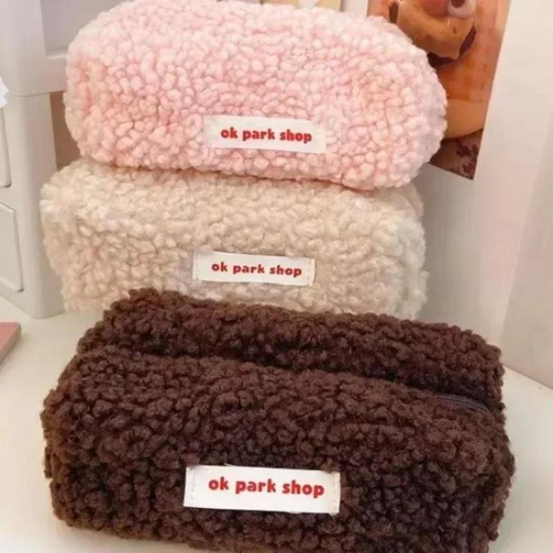 Aesthetic Large Pencil Case Pouch - 2026 Kuzu Peluş Saklama Çantası Basit